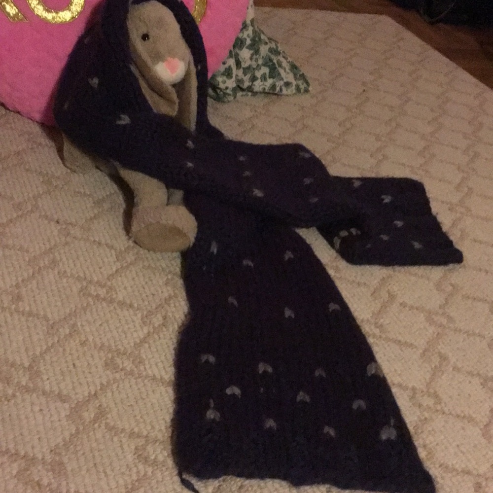 Scarf 🧣 - Picture 4 of 6